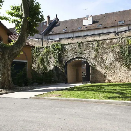 Bed & Breakfast Sasha'S Place 68M3 Appartement Beaune Centre Moderne