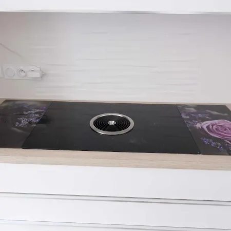 Sasha's Place - De Luxe - Hypercentre 4* Бон