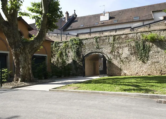 Bed & Breakfast Sasha'S Place 68M3 Appartement Beaune Centre Moderne